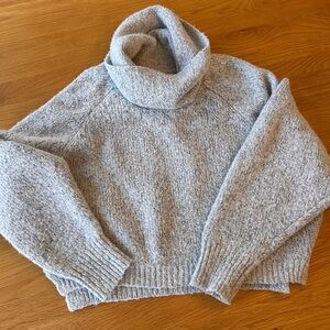 Sincerely Jules Heather Gray Turtleneck Sweater small
